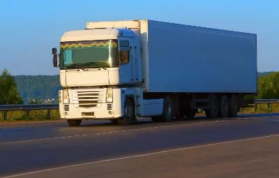 Antalya ile Sakarya Arası Öğrenci Eşyası Taşıma